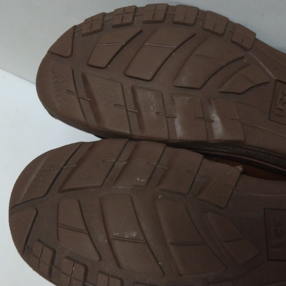 UGG Boots - Picture 7 of 11